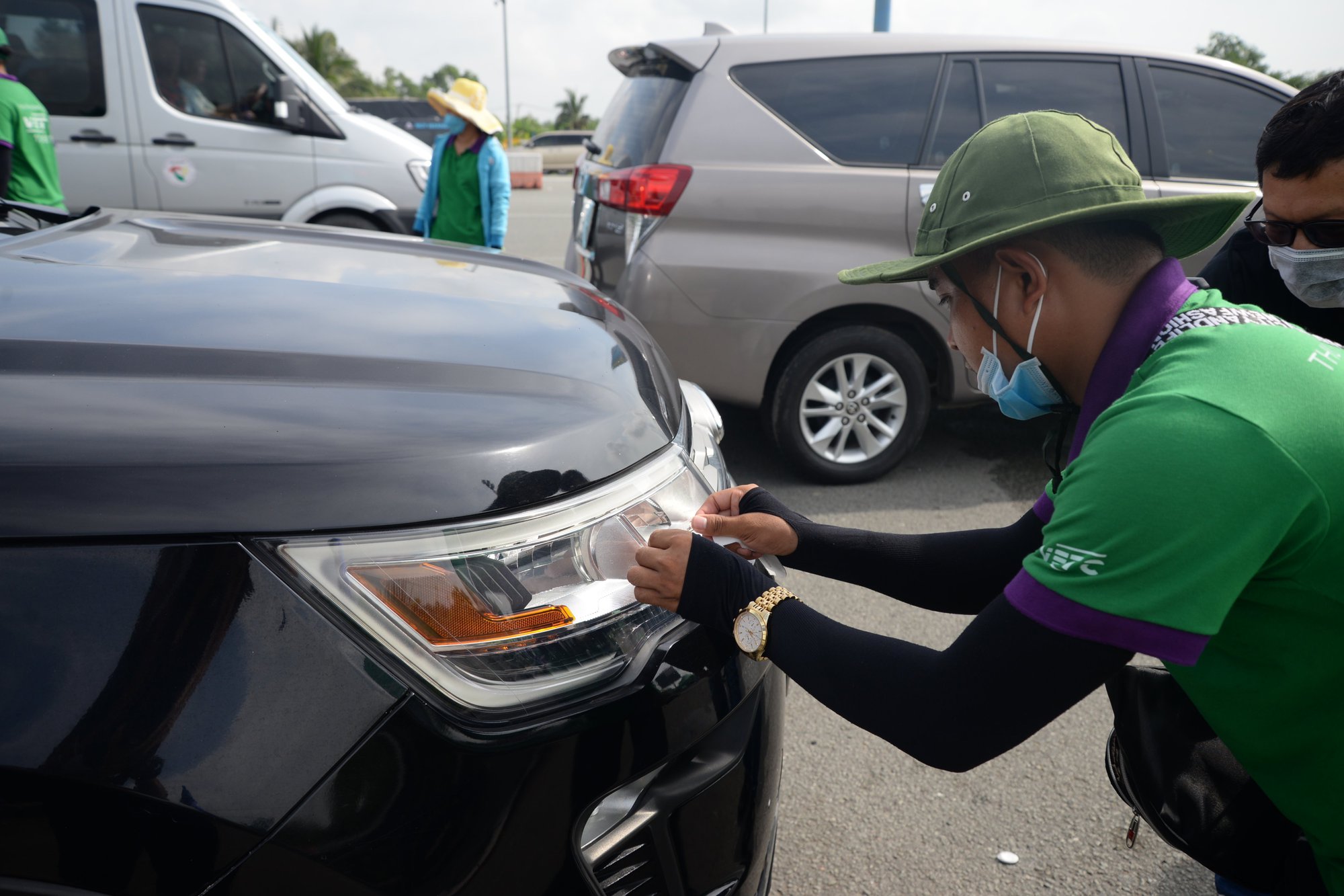 Cận cảnh ng&agrave;y đầu thu ph&iacute; kh&ocirc;ng dừng tr&ecirc;n cao tốc TP HCM &ndash; Long Th&agrave;nh - Dầu Gi&acirc;y - Ảnh 4.