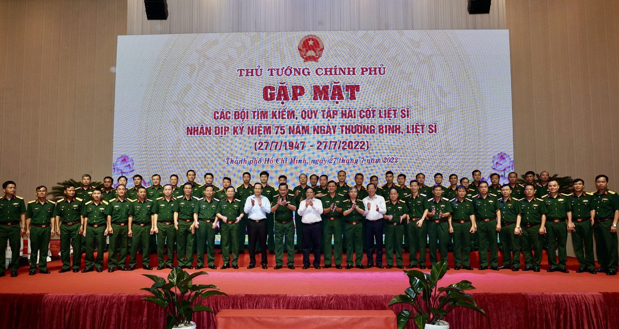 Thủ tướng Phạm Minh Ch&iacute;nh trăn trở khi h&agrave;i cốt c&aacute;c liệt sĩ chưa được t&igrave;m thấy - Ảnh 4.
