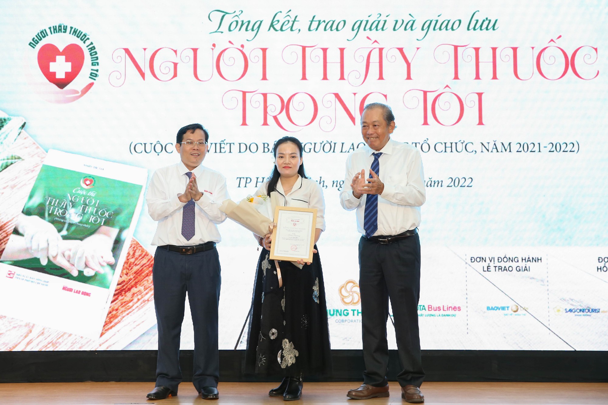 "Chạy đua" bằng sự chuẩn mực và sâu sắc