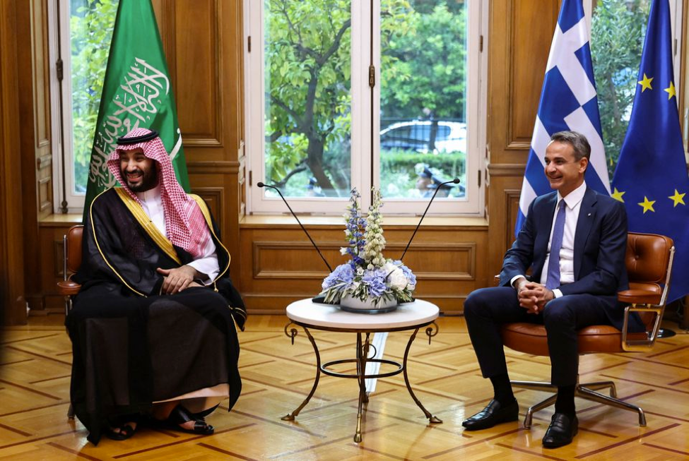 Ả Rập Saudi hứa cung cấp năng lượng tái tạo rẻ hơn cho châu Âu