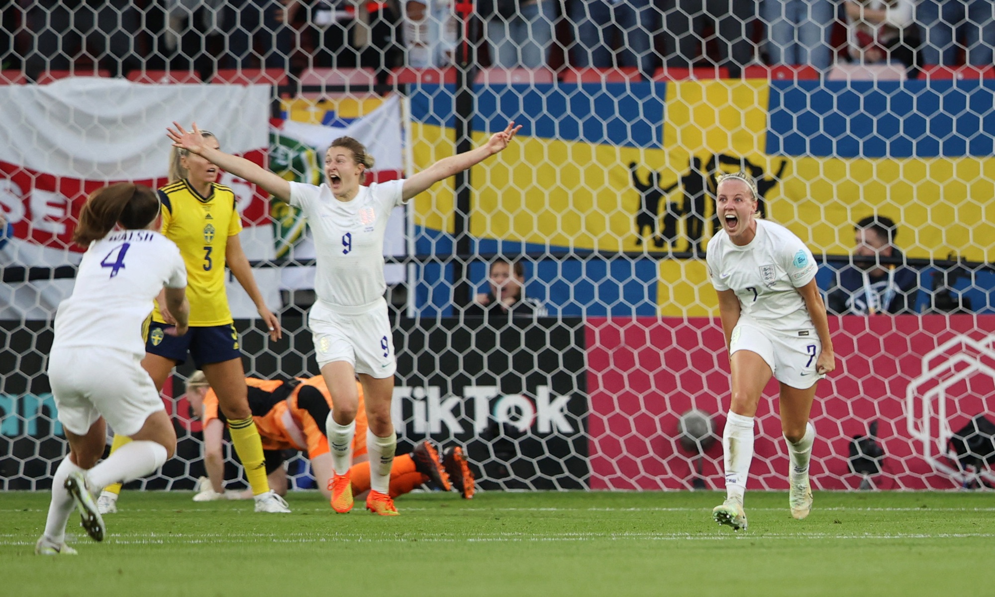Sao Man United h&aacute;o hức xem Tam sư nữ v&agrave;o b&aacute;n kết Women Euro 2022 - Ảnh 7.