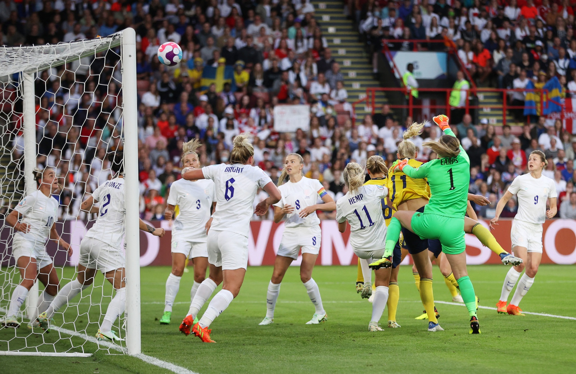 Sao Man United h&aacute;o hức xem Tam sư nữ v&agrave;o b&aacute;n kết Women Euro 2022 - Ảnh 5.