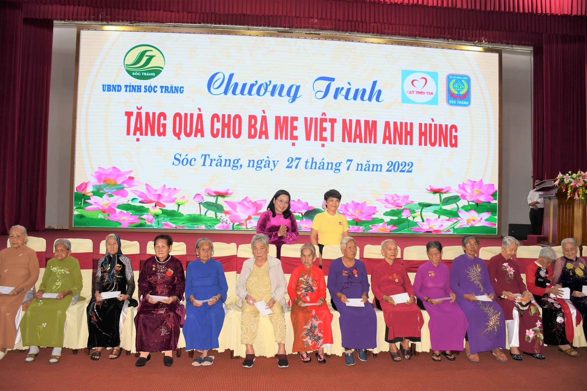 S&oacute;c Trăng họp mặt kỷ niệm 75 năm ng&agrave;y Thương binh - Liệt sĩ - Ảnh 1.