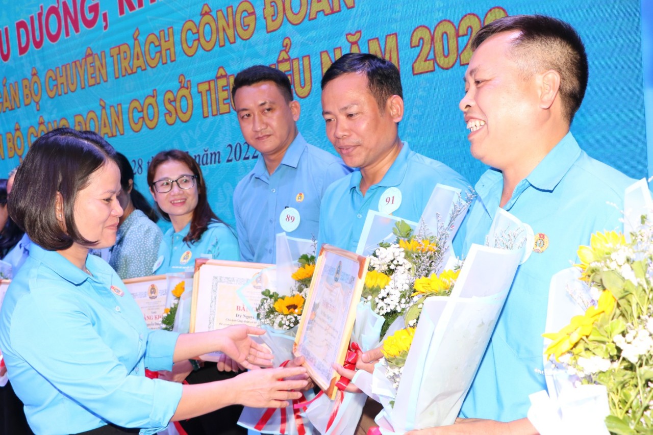 C&ocirc;ng đo&agrave;n B&igrave;nh Dương: Điểm tựa tin cậy của đo&agrave;n vi&ecirc;n - lao động - Ảnh 1.