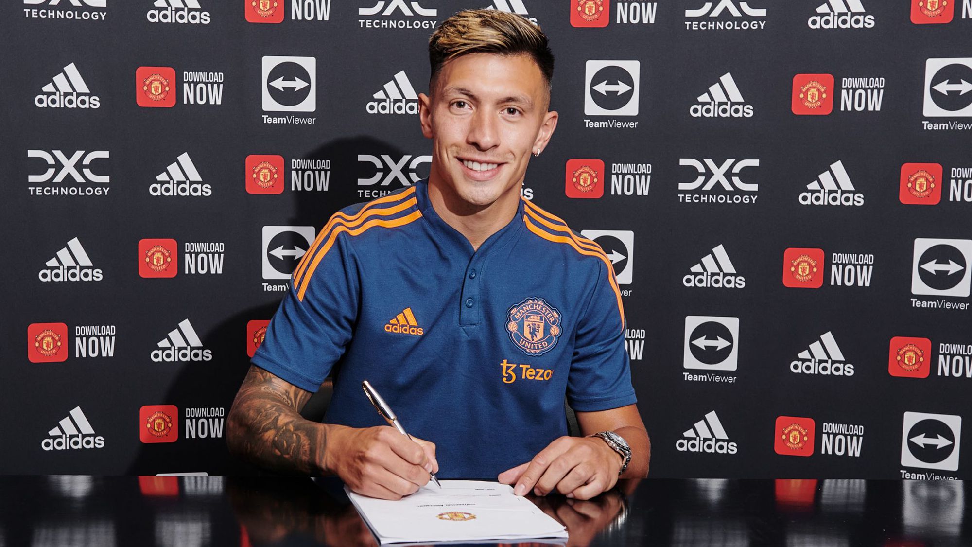 Lisandro Martinez đáng để Man United chi đậm