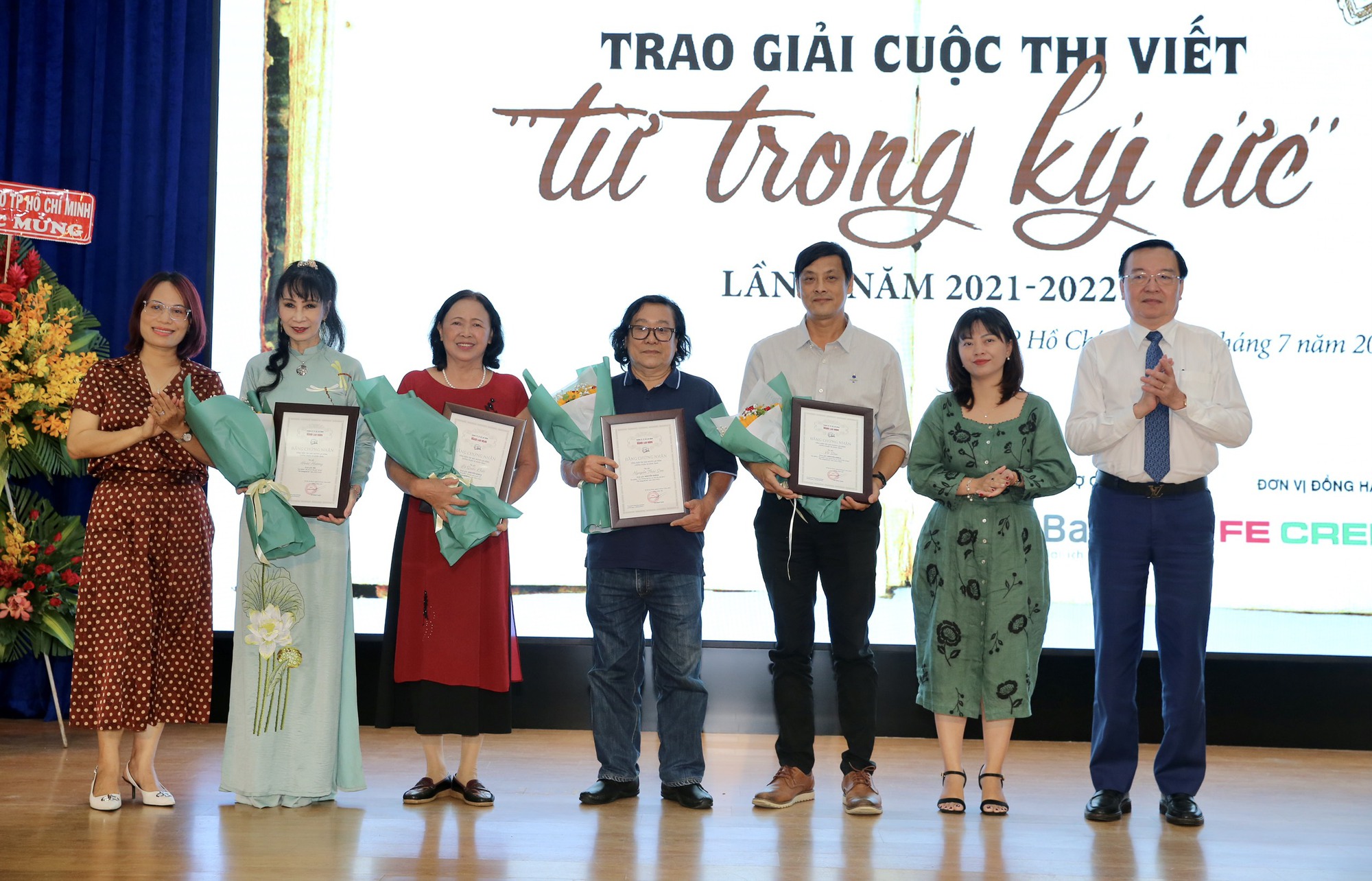 Trao giải cuộc thi "Từ trong ký ức", phát động cuộc thi "Người Thầy kính yêu"