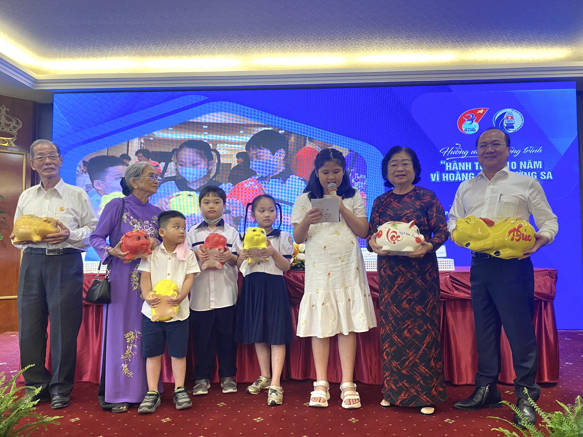 H&agrave;nh tr&igrave;nh 10 năm &ldquo;V&igrave; Ho&agrave;ng Sa - Trường Sa th&acirc;n y&ecirc;u&rdquo; - Ảnh 5.