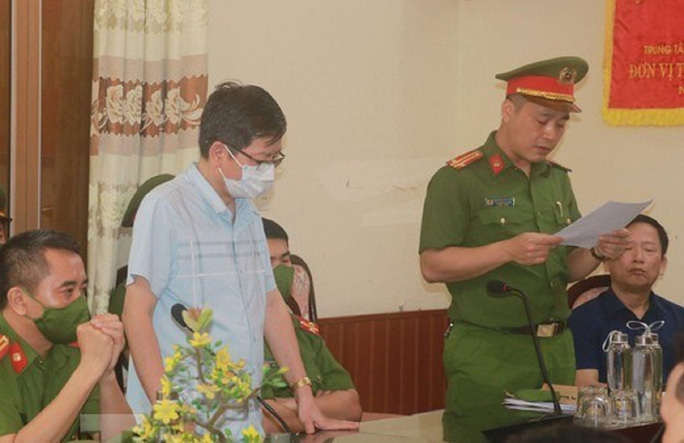 Bắt 3 nữ nhân viên CDC Nam Định khi mở rộng điều tra vụ Việt Á - Ảnh 1.