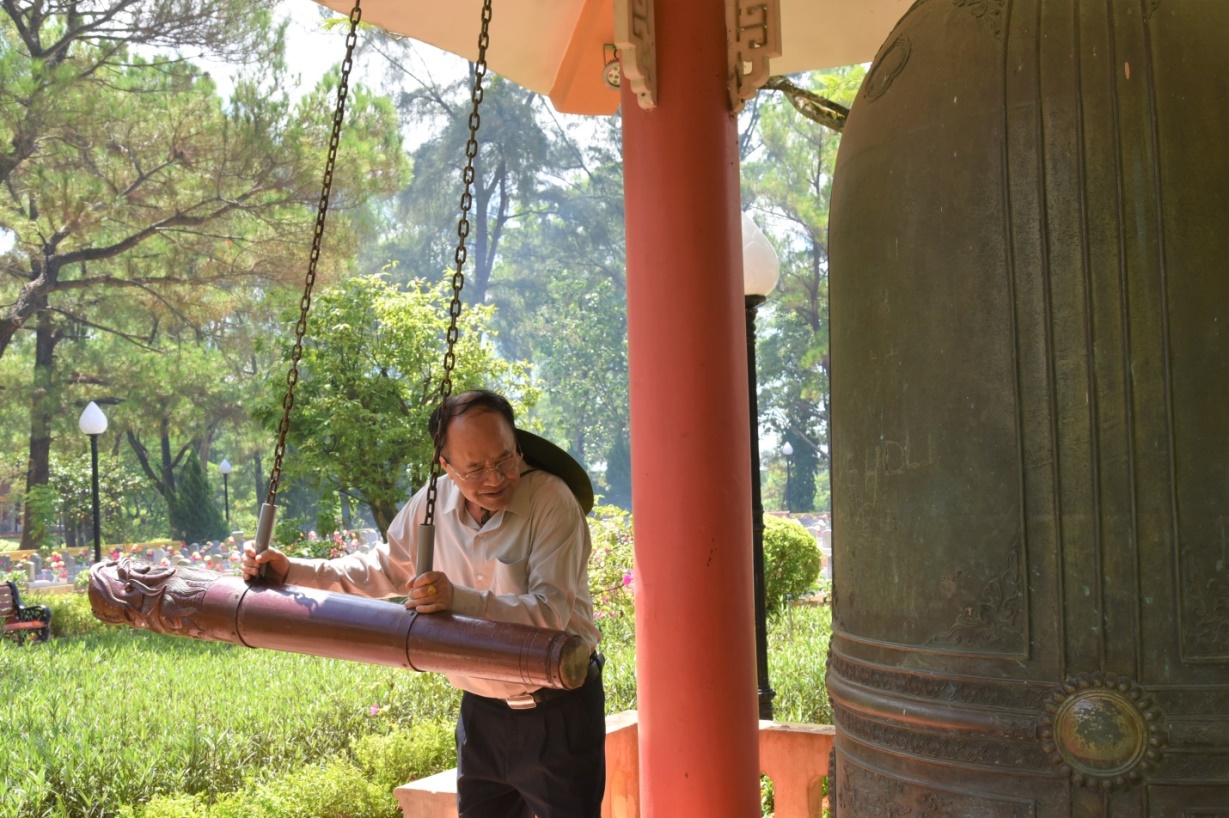 Hành trình “về nguồn” tưởng nhớ, tri ân các Anh hùng liệt sỹ - Ảnh 6.