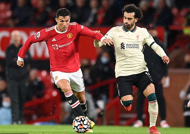 HLV Erik ten Hag khẳng định vị trí của Ronaldo tại Man United