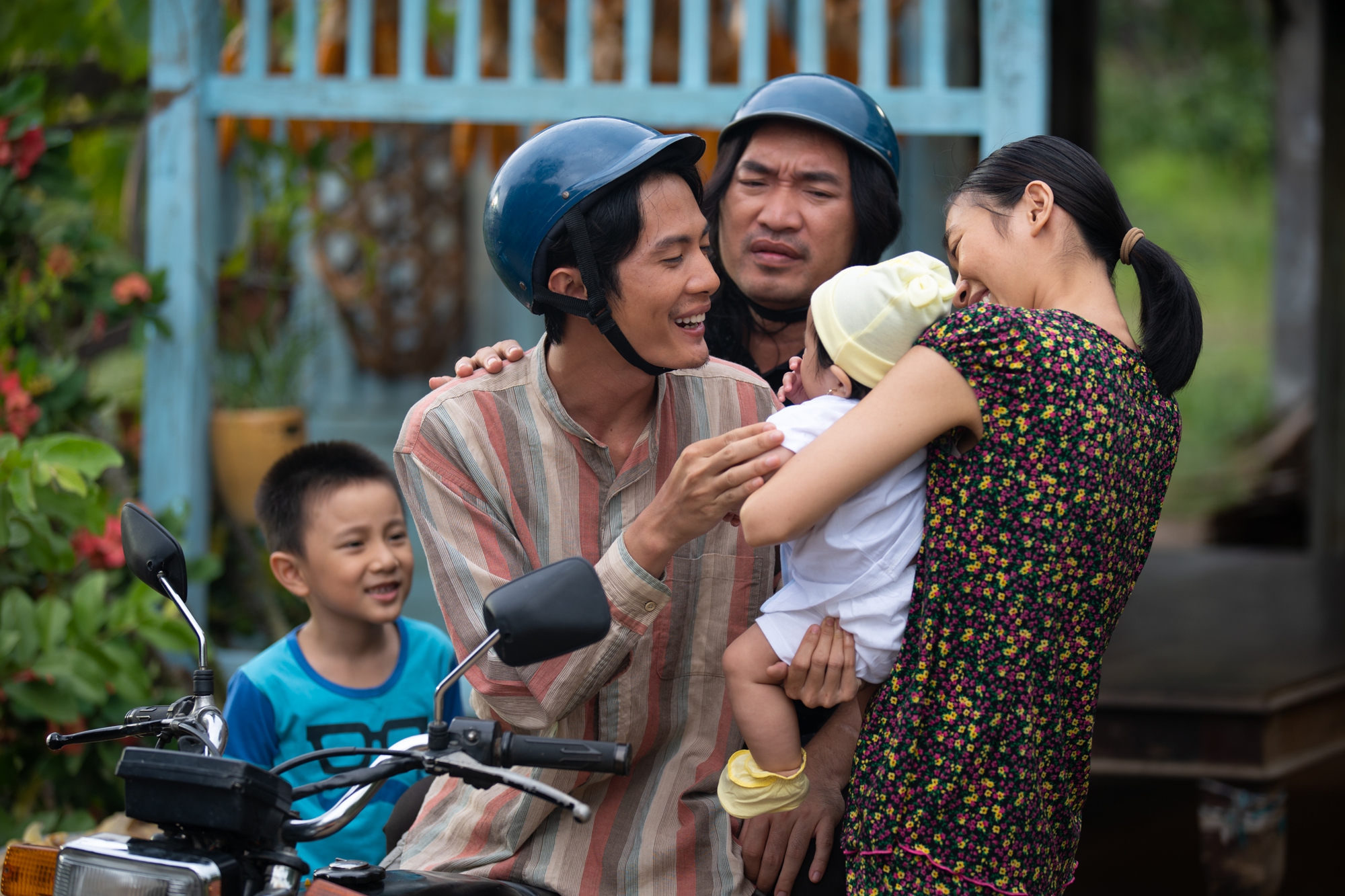 Đóng Dân chơi không sợ con rơi, Tiến Luật được Thu Trang hứa mua mô tô - Ảnh 7.