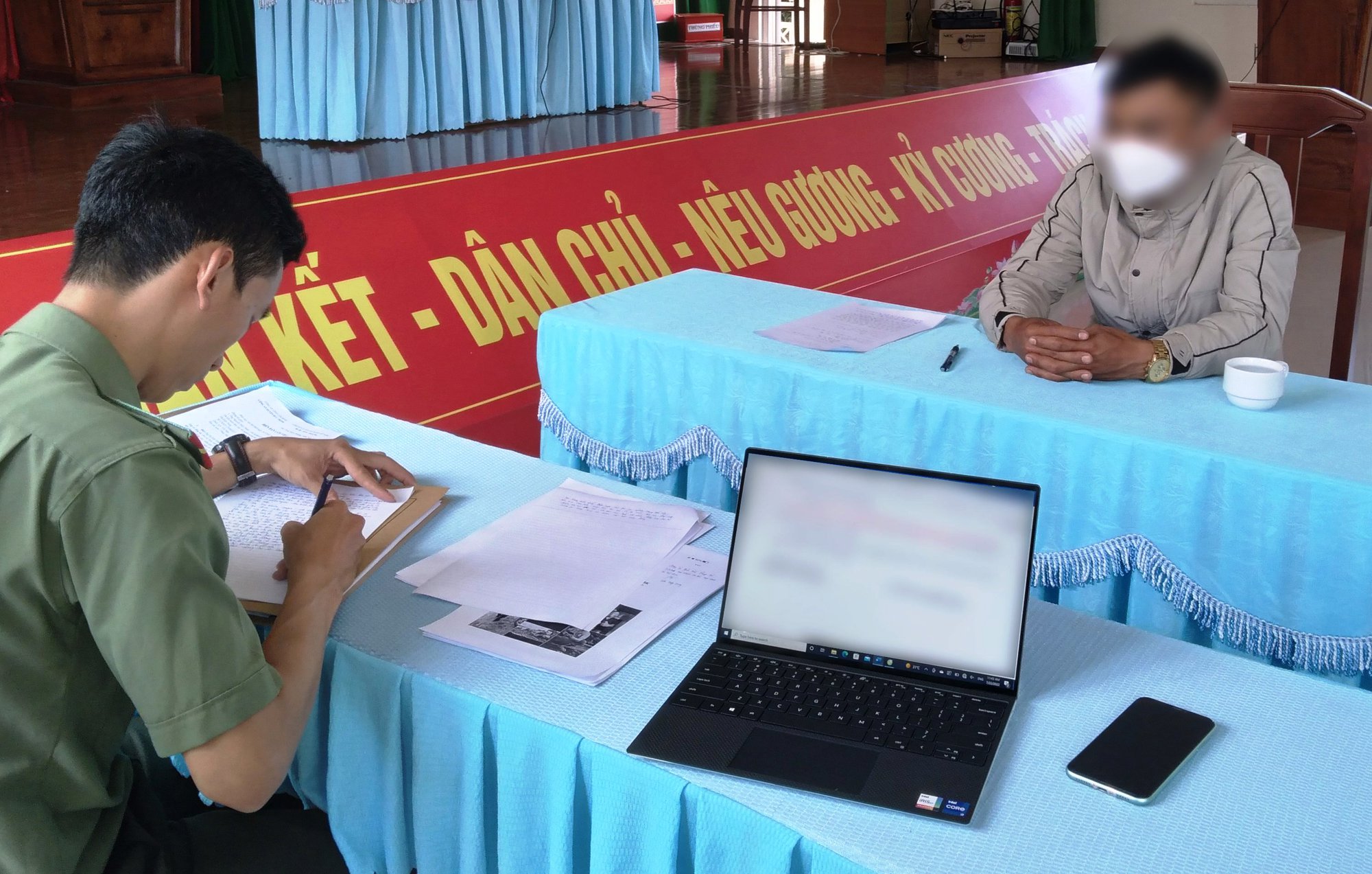 Phạt người đăng tin về Cảnh sát PCCC nhận 100 triệu đồng của người dân