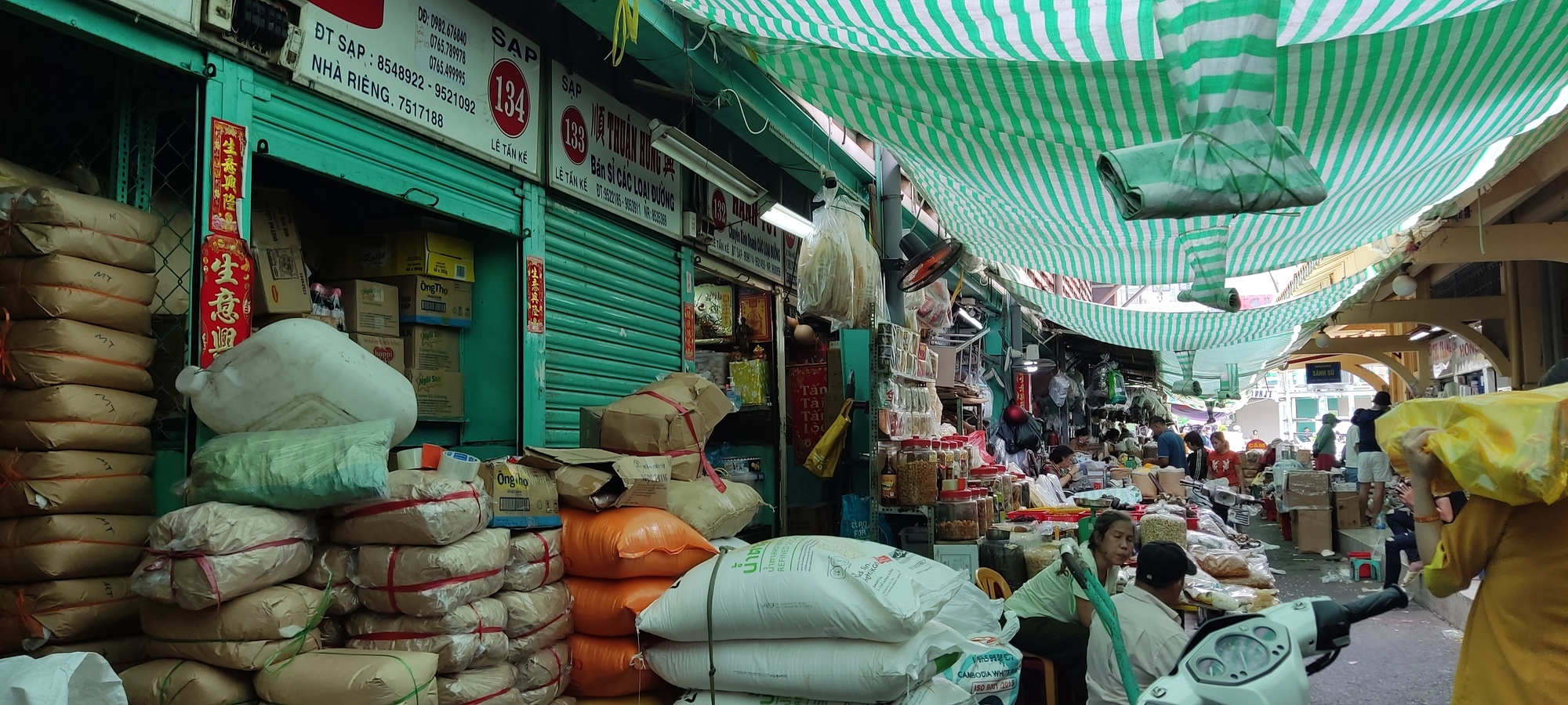 Đường ngoại "hạ" đường nội