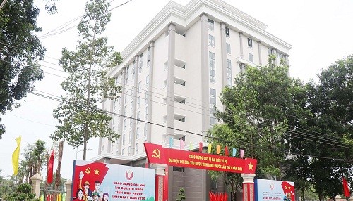 Đề nghị kiểm điểm Hiệu trưởng Trường Chính trị Bình Phước