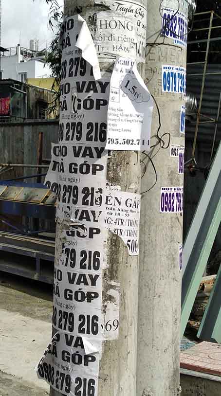 Cột điện... cho vay trả góp - Ảnh 1.
