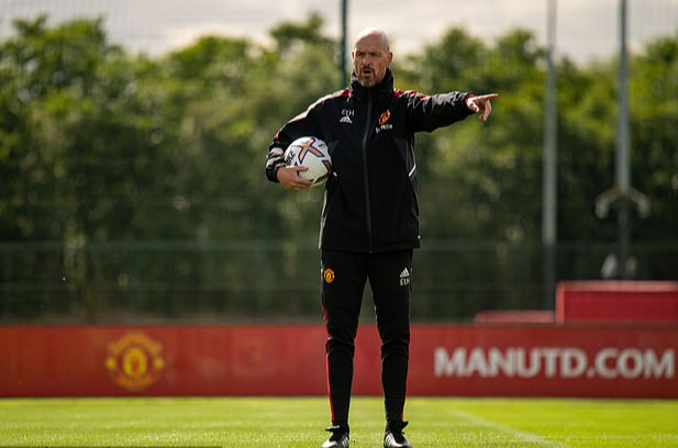 Thầy tr&ograve; Man United xuất sắc nhất Ngoại hạng Anh th&aacute;ng 9 - Ảnh 2.