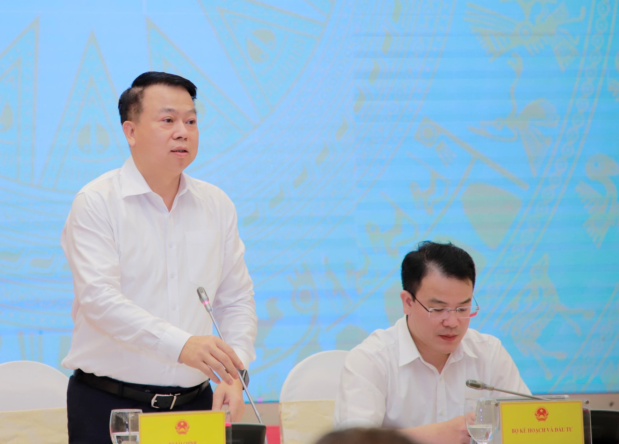 Bộ Tài chính: Hụt thu 32.538 tỉ đồng khi giảm thuế bảo vệ môi trường với xăng dầu