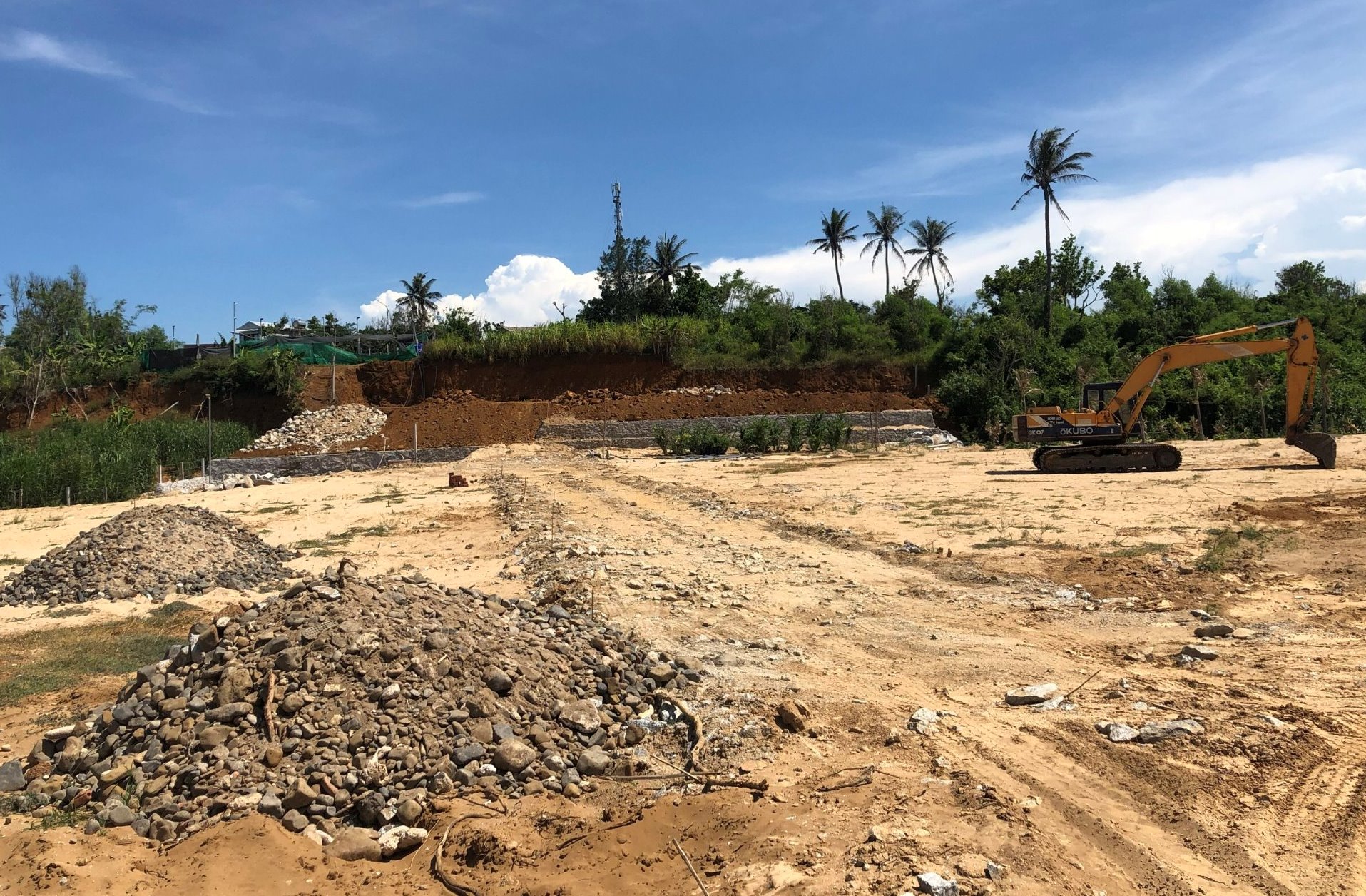 Dự án trái phép xâm lấn bãi biển, địa phương không biết? - Ảnh 5.