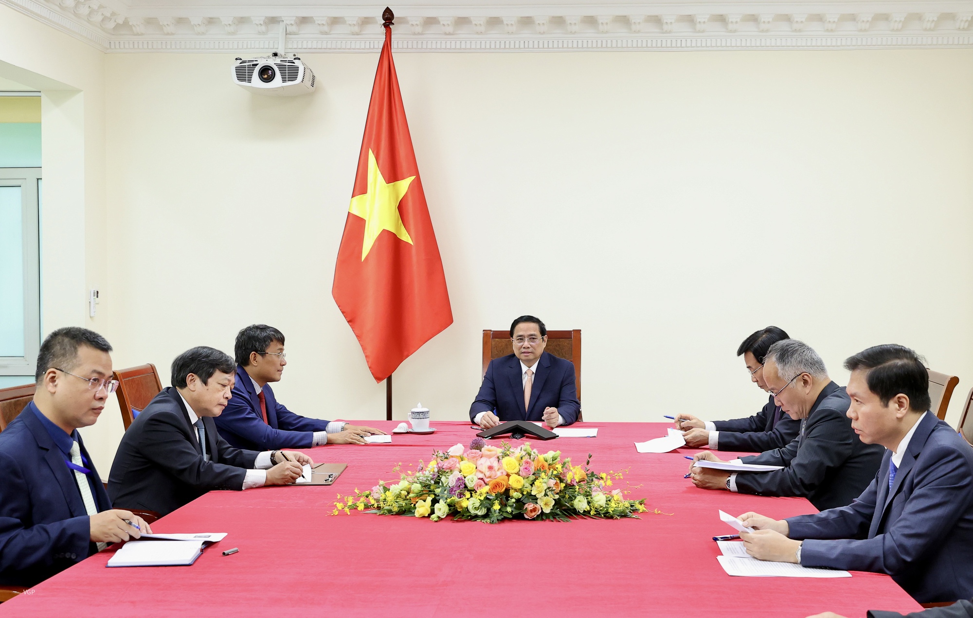 Thủ tướng Hàn Quốc Han Duck-soo lần đầu điện đàm với Thủ tướng Phạm Minh Chính - Ảnh 3.