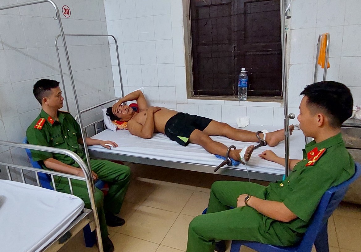 Bố sát hại con gái 17 tuổi và bạn trai con rồi tự tử: Hé lộ nguyên nhân án mạng