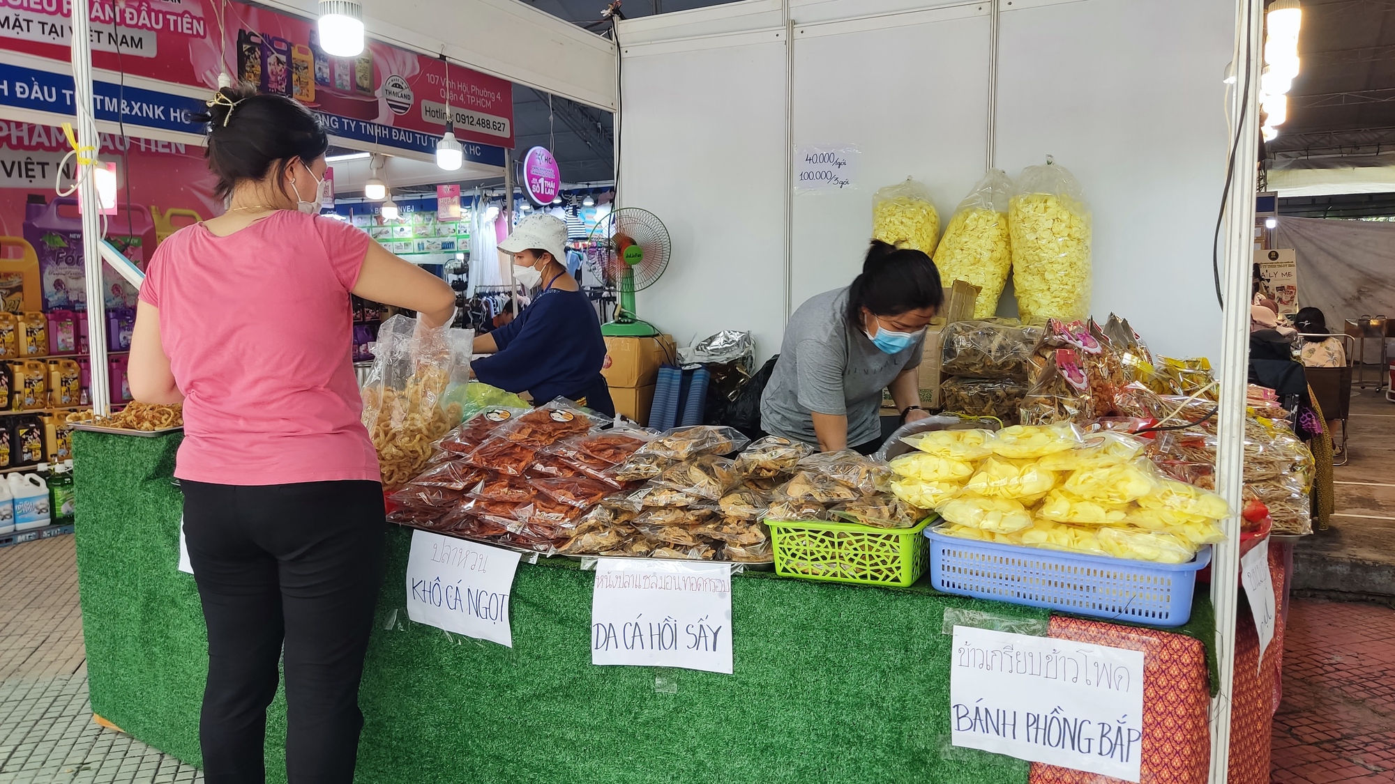 Hội chợ ẩm thực, h&agrave;ng Th&aacute;i Lan t&aacute;i xuất sau hơn 2 năm dịch bệnh - Ảnh 10.