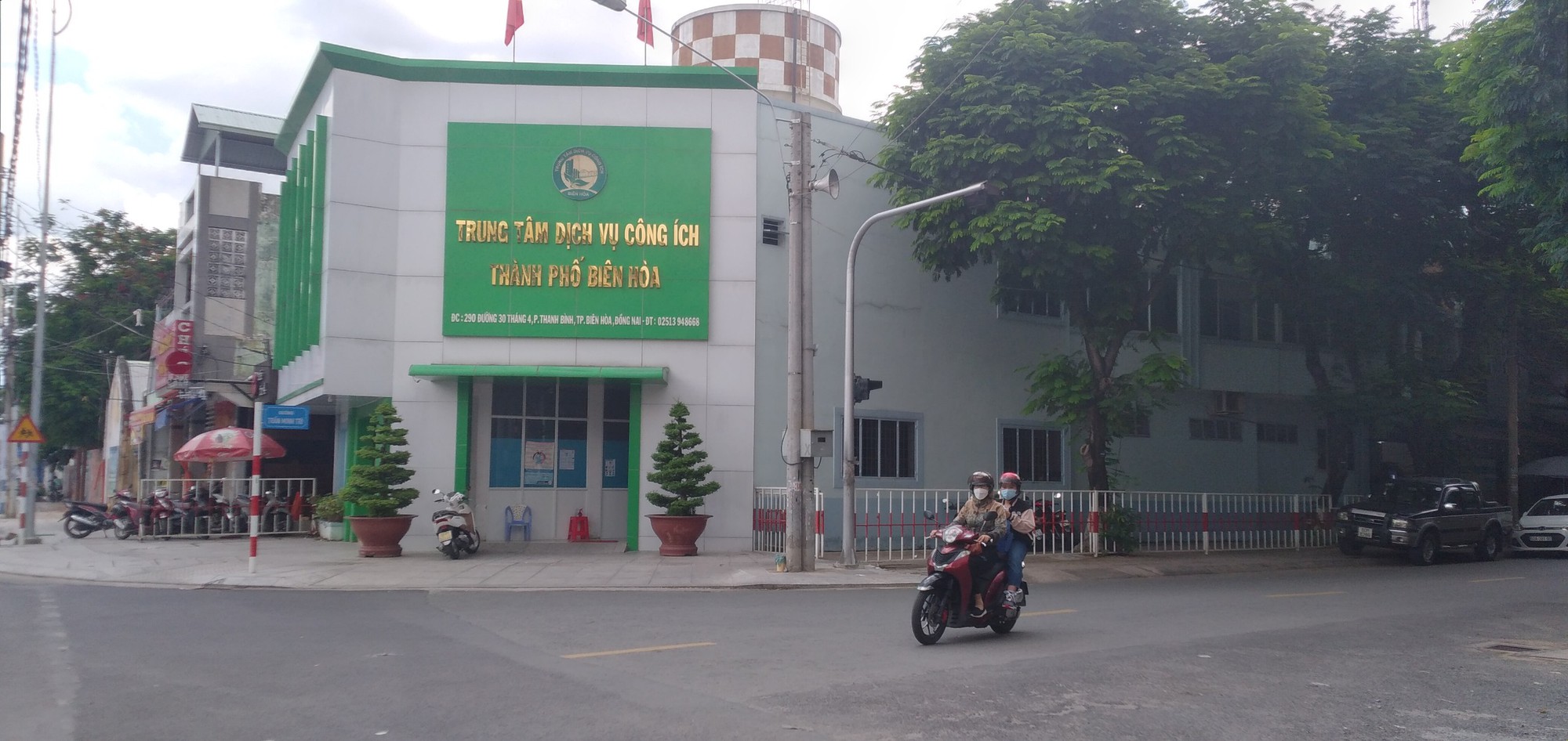 Trung tâm dịch vụ công ích TP Biên Hòa thuê xe rửa đường giá 320 triệu đồng/tháng