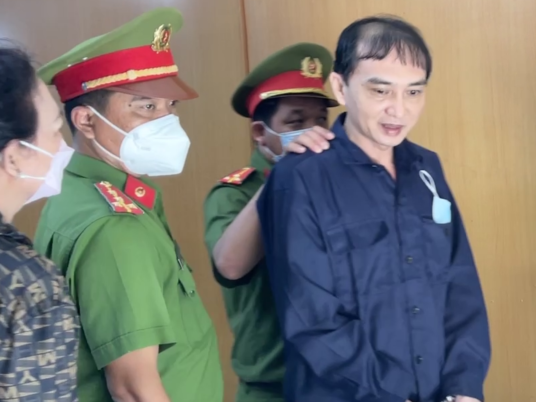 Bất ngờ với lời khai "công ty ở Trung Quốc nhiều lần chuyển hàng nhầm"