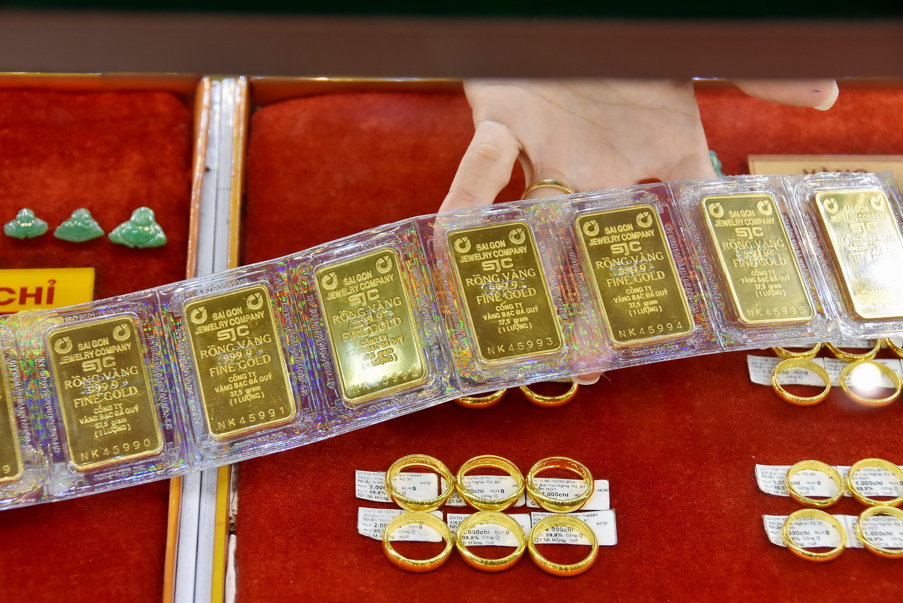 Giá vàng miếng SJC giảm mạnh: Đỉnh cao 30 triệu đồng / lượng trong năm 2026 - Ảnh 2.