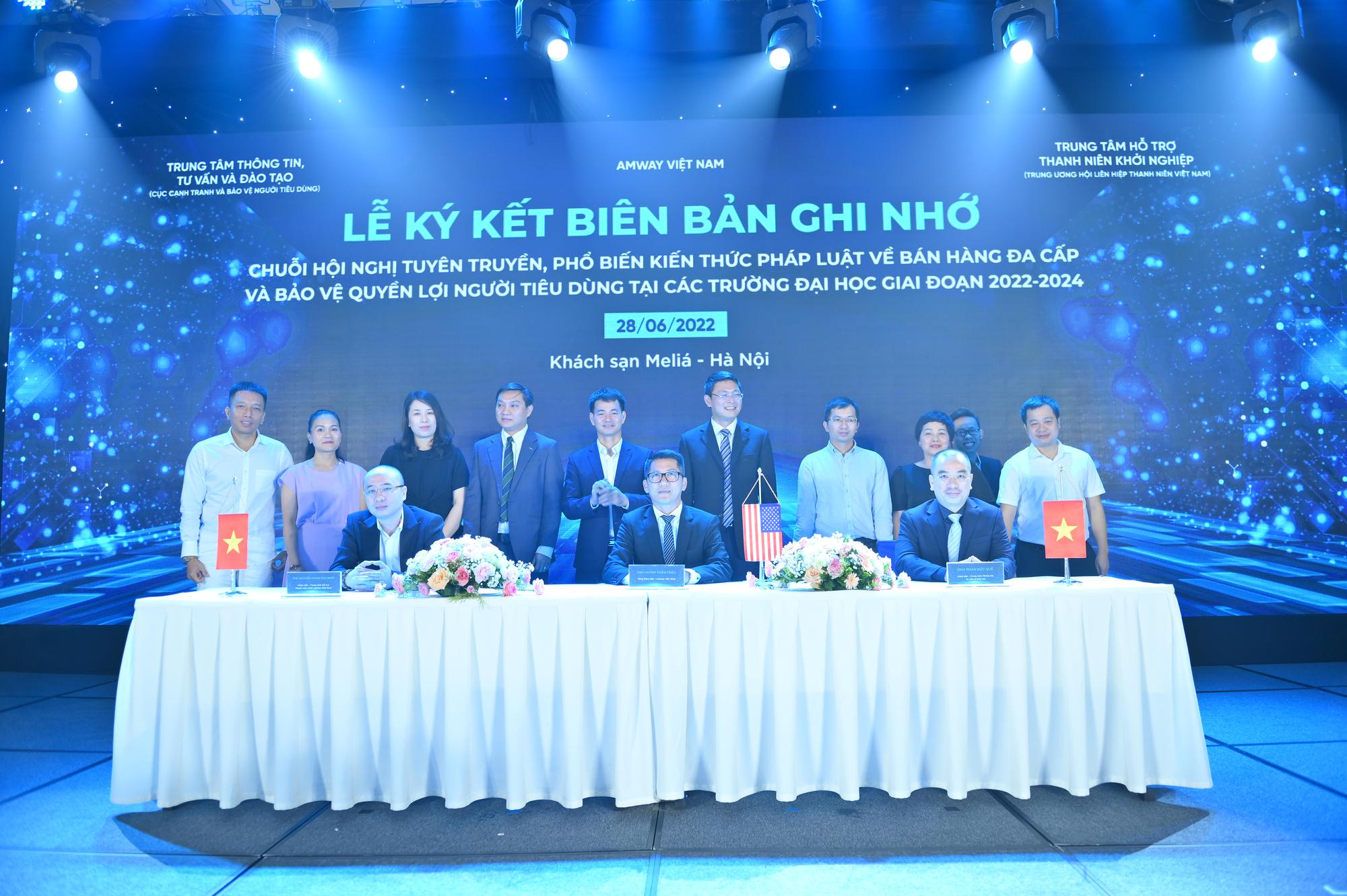 Phổ biến kiến thức pháp luật về bán hàng đa cấp cho sinh viên