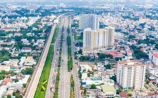 Người vay mua nh&agrave; nhấp nhổm theo đ&agrave; tăng l&atilde;i suất - Ảnh 1.