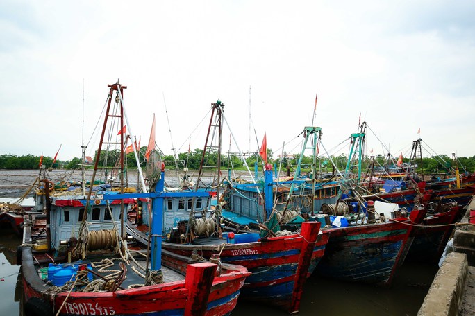 Bộ Công Thương kiến nghị dùng ngân sách bù giá xăng dầu cho ngư dân