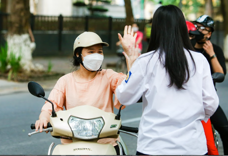 Ngày thứ hai thi tốt nghiệp THPT: Hạn chế tối đa sai sót khi thi bài tổ hợp