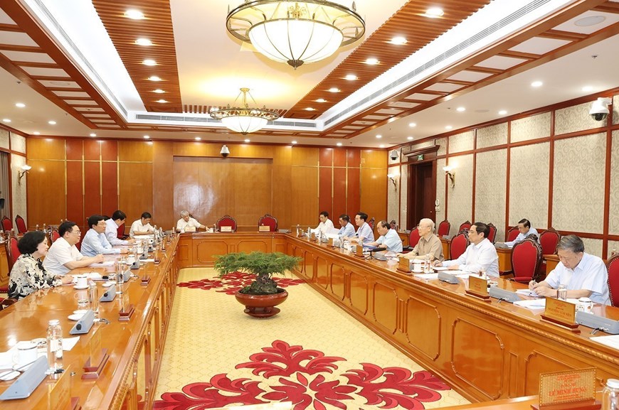 Bộ Chính trị kỷ luật Ban cán sự đảng UBND TP HCM nhiệm kỳ 2016-2021 và ông Nguyễn Thành Phong