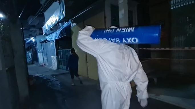 “Không sợ hãi” - một góc nhìn nữa về cuộc chiến chống Covid-19 - Ảnh 7.