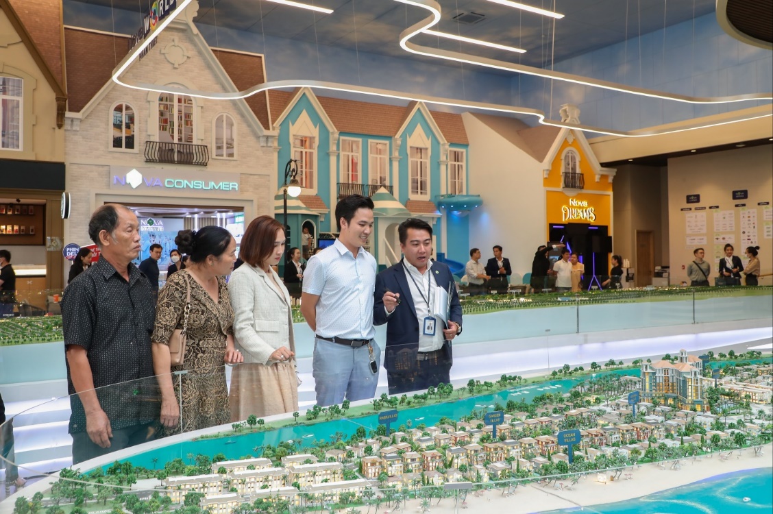 Hồ Tr&agrave;m &ndash; Từ thi&ecirc;n nhi&ecirc;n hoang sơ đến thi&ecirc;n đường du lịch nghỉ dưỡng quốc tế - Ảnh 2.
