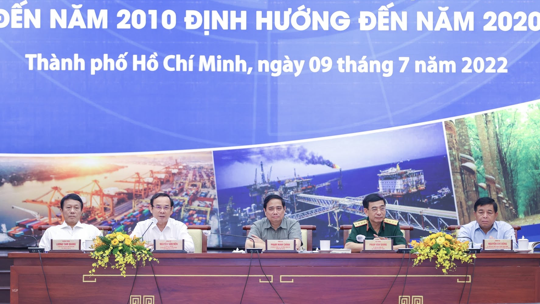 Tạo động lực phát triển cho đầu tàu phía Nam