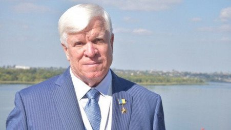 Ukraine nói vợ chồng ông trùm ngũ cốc tử vong