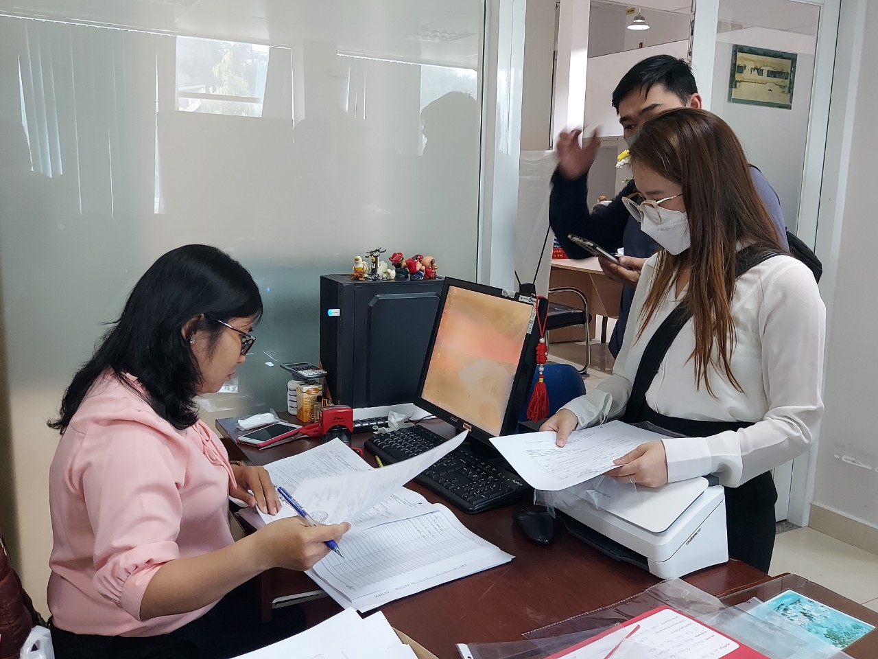 Người lao động chậm được hỗ trợ c&oacute; tr&aacute;ch nhiệm của doanh nghiệp - Ảnh 4.