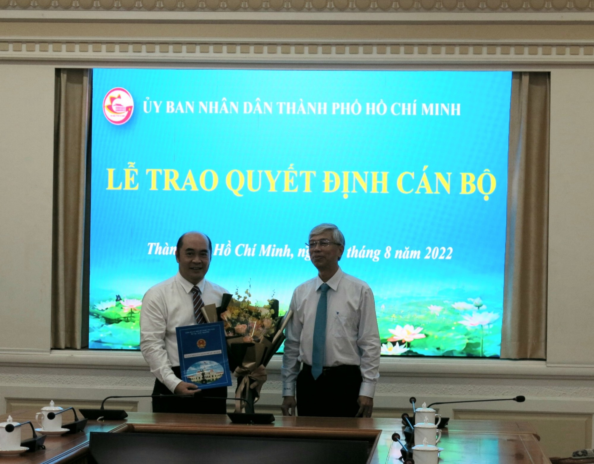 Ông Hồ Xuân Lâm đến nhận công tác tại Liên hiệp Các tổ chức hữu nghị TP HCM