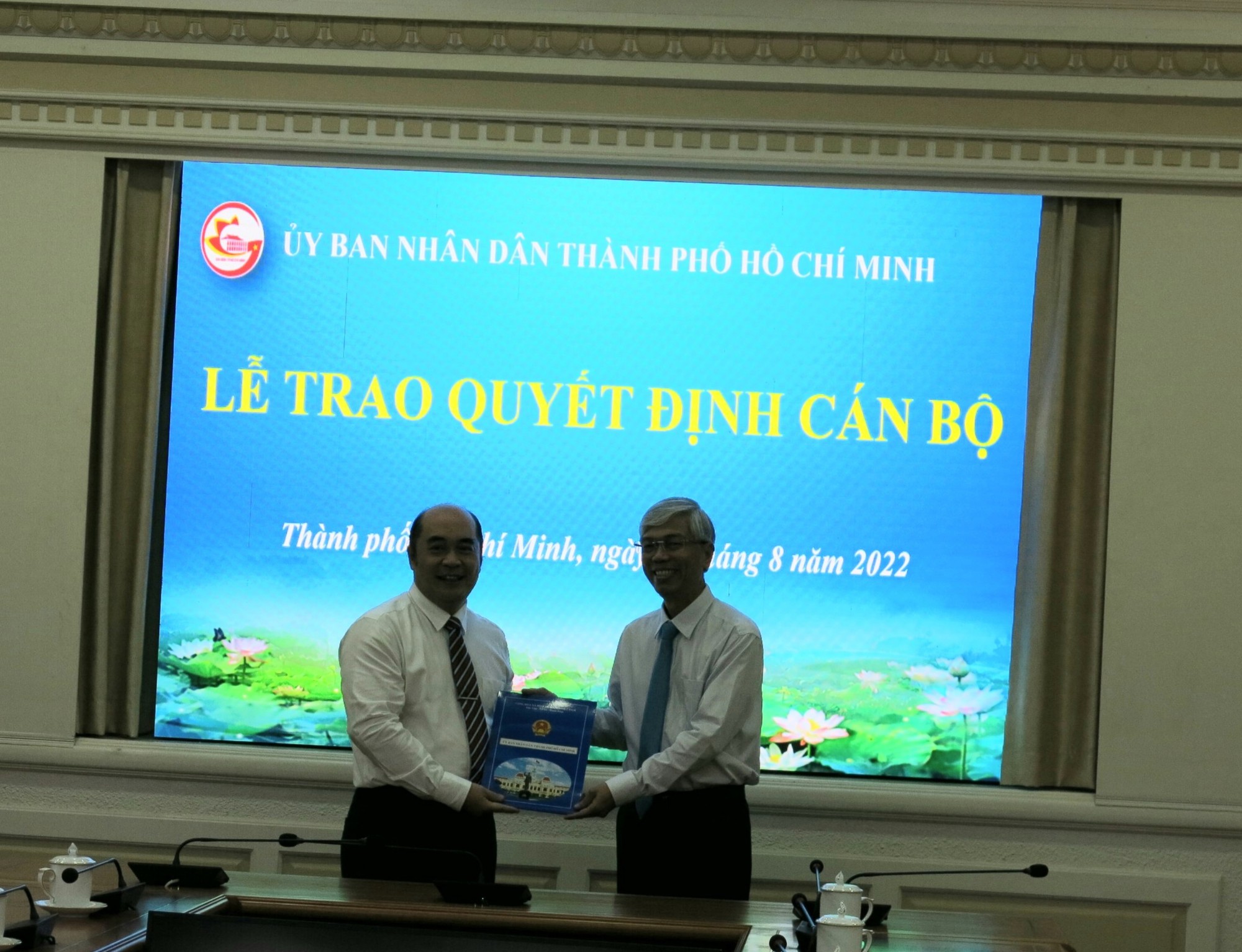 &Ocirc;ng Hồ Xu&acirc;n L&acirc;m đến nhận c&ocirc;ng t&aacute;c tại Li&ecirc;n hiệp C&aacute;c tổ chức hữu nghị TP HCM - Ảnh 3.