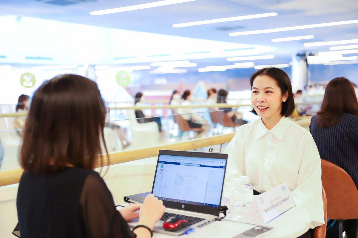 Thị trường lao động Bình Thuận khởi sắc, nhiều cơ hội việc làm rộng mở - Ảnh 1. Thị trường lao động Bình Thuận khởi sắc, nhiều cơ hội việc làm rộng mở - Ảnh 1.