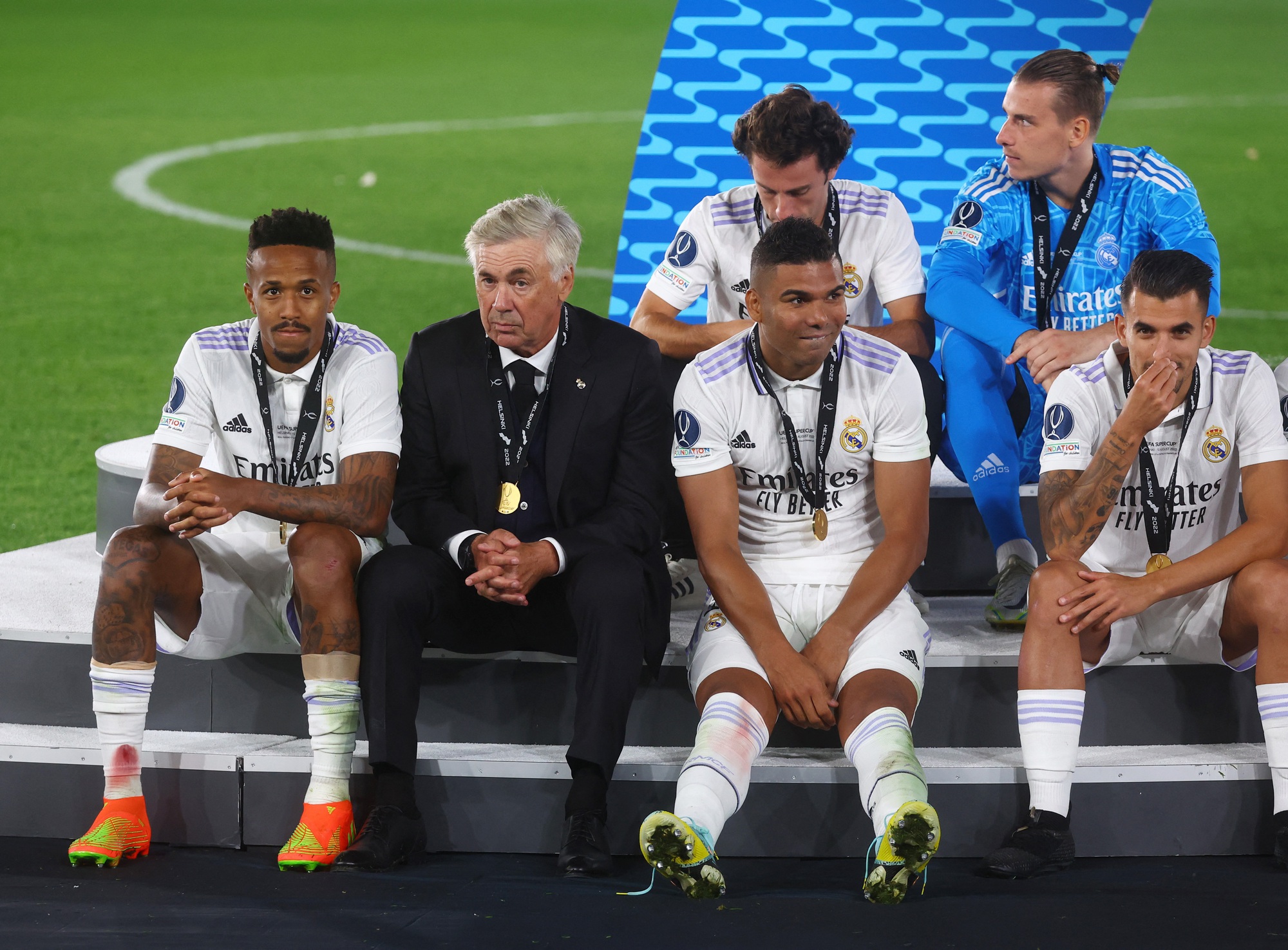 Đ&aacute;nh bại nh&agrave; v&ocirc; địch Europa League, Real Madrid đoạt Si&ecirc;u c&uacute;p ch&acirc;u &Acirc;u - Ảnh 7.
