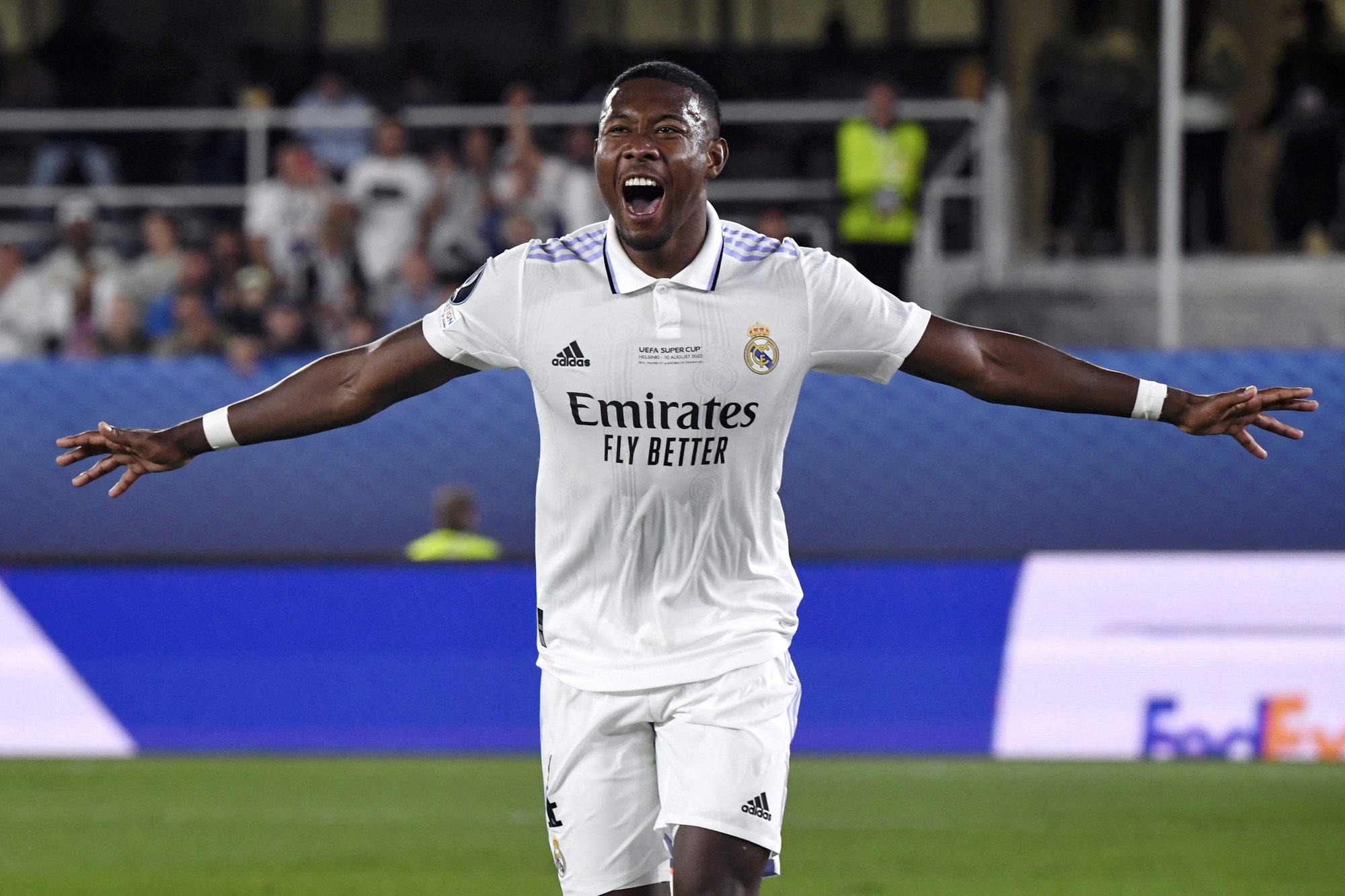 Đ&aacute;nh bại nh&agrave; v&ocirc; địch Europa League, Real Madrid đoạt Si&ecirc;u c&uacute;p ch&acirc;u &Acirc;u - Ảnh 4.