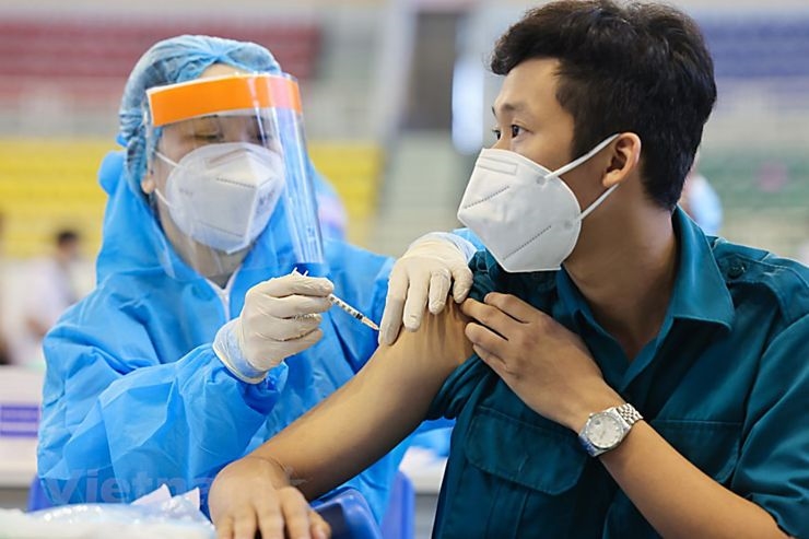 Người dân chủ quan, đánh giá thấp sự nguy hiểm của dịch Covid-19 ở Hà Nội