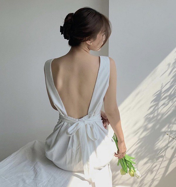 Những mẫu váy đi biển cho mùa hè năm nay - Ảnh 7.