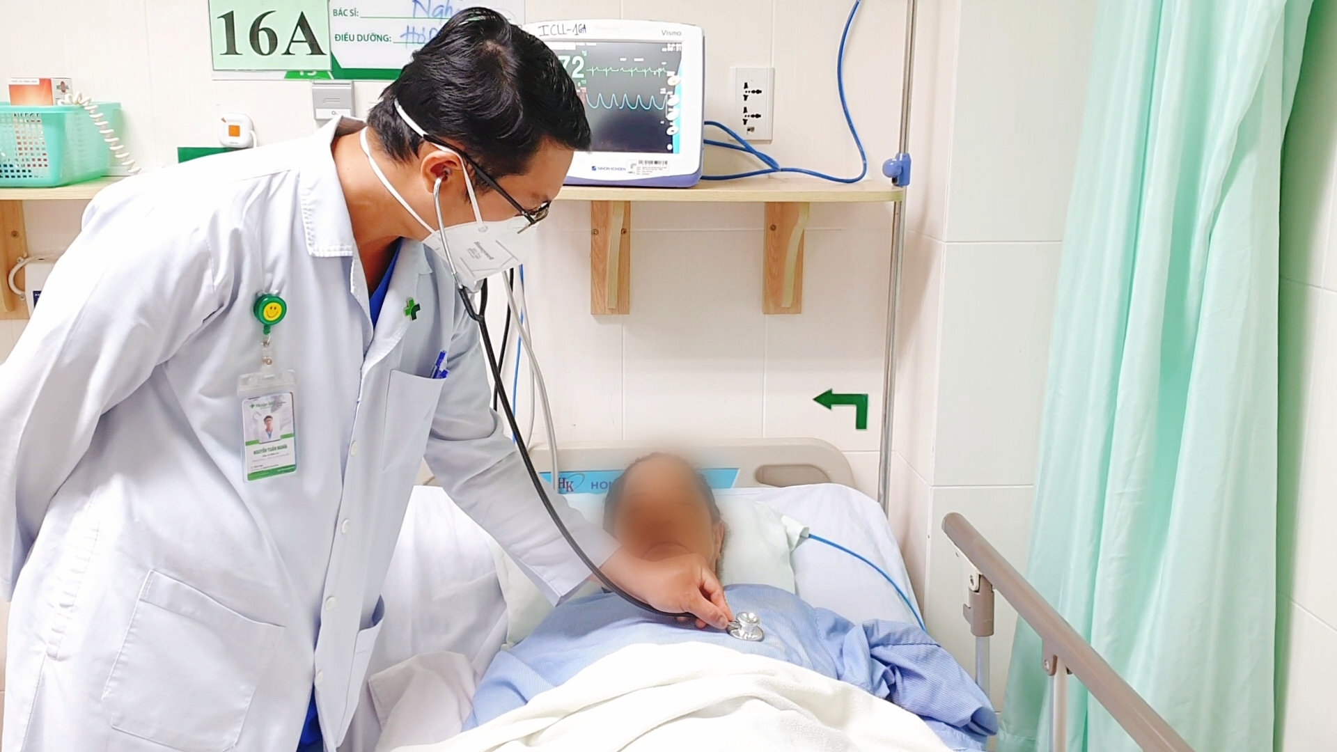 Cụ bà ở Trà Vinh bị đàn ong vò vẽ tấn công và đốt đến 50 mũi