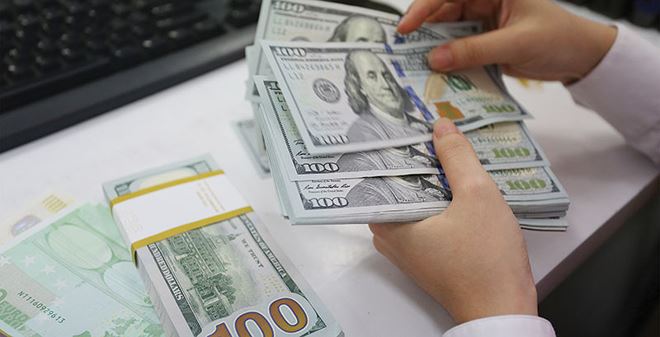 Bí mật của người phụ nữ thường xuyên đổi tiền USD tại Khu du lịch Bà Nà Hills
