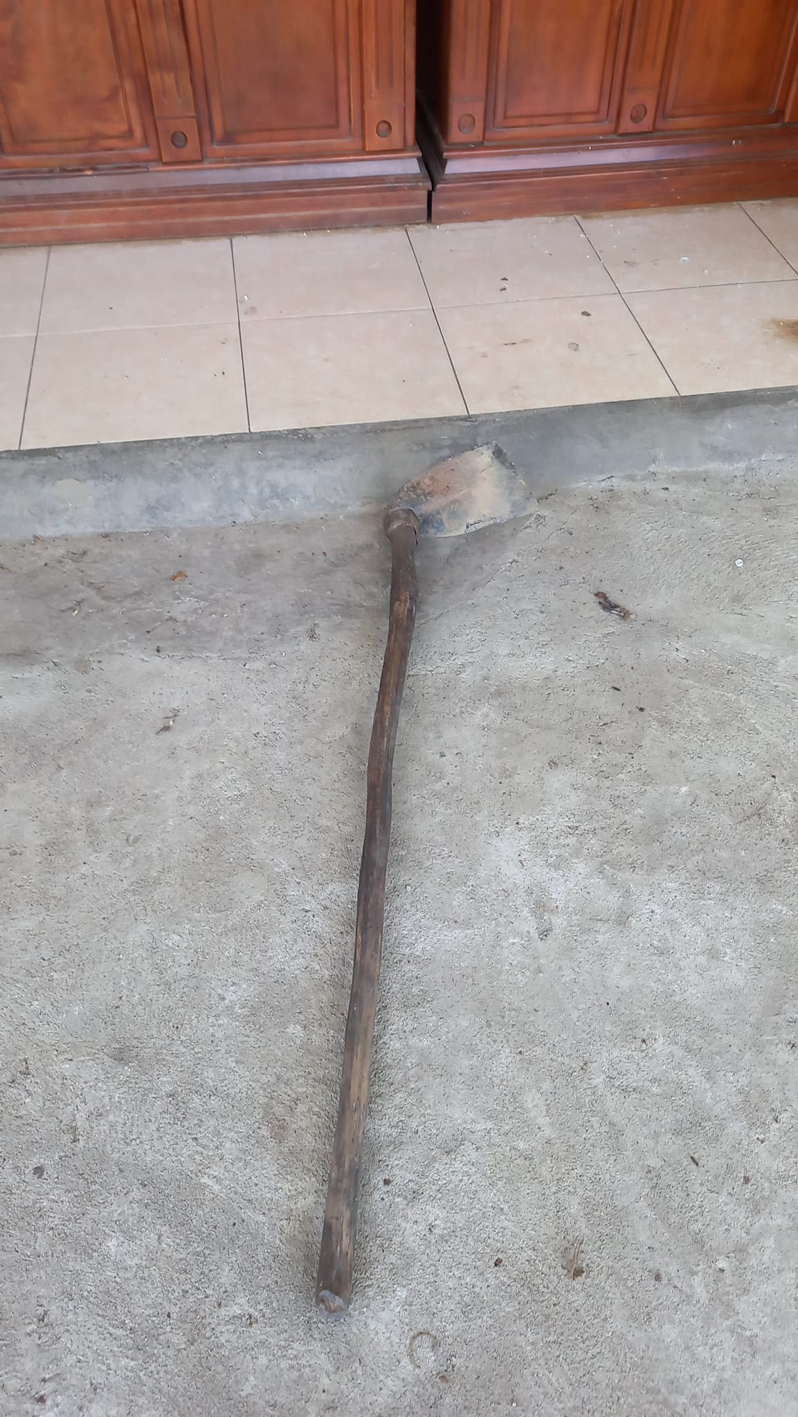 CLIP: Truy bắt kẻ cướp tiệm v&agrave;ng ở Quảng Nam - Ảnh 3.