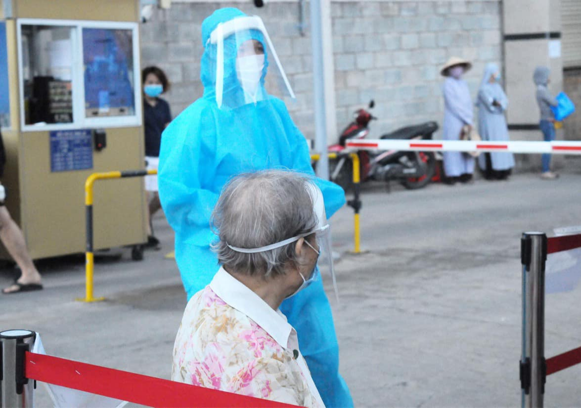 Dịch Covid-19 hôm nay: 1.428 ca mắc, ngày thứ 2 liên tiếp có bệnh nhân tử vong