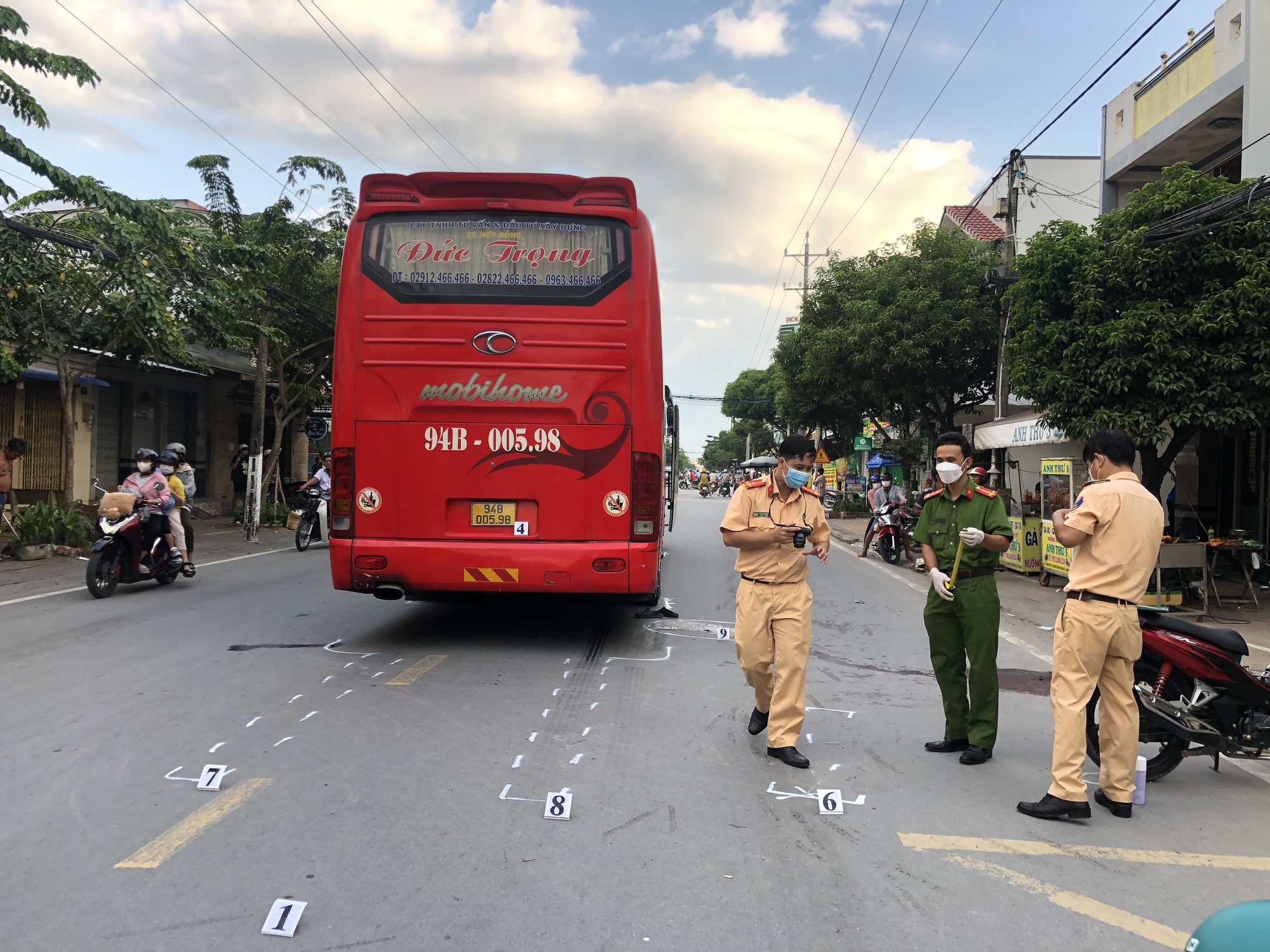 Nguy&ecirc;n Trưởng Ph&ograve;ng Cảnh s&aacute;t M&ocirc;i trường Bạc Li&ecirc;u tử vong v&igrave; tai nạn giao th&ocirc;ng - Ảnh 3.